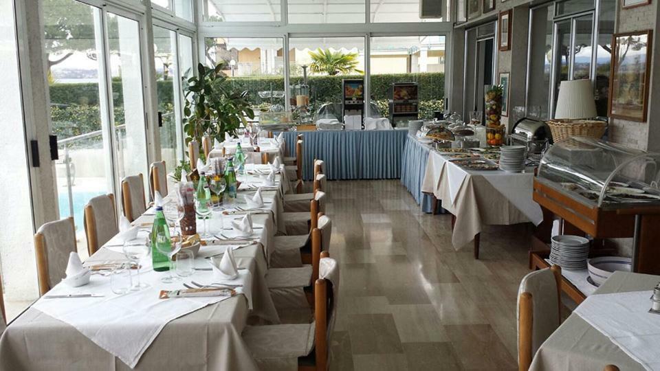 Hotel Cristallo Peschiera del Garda Eksteriør billede